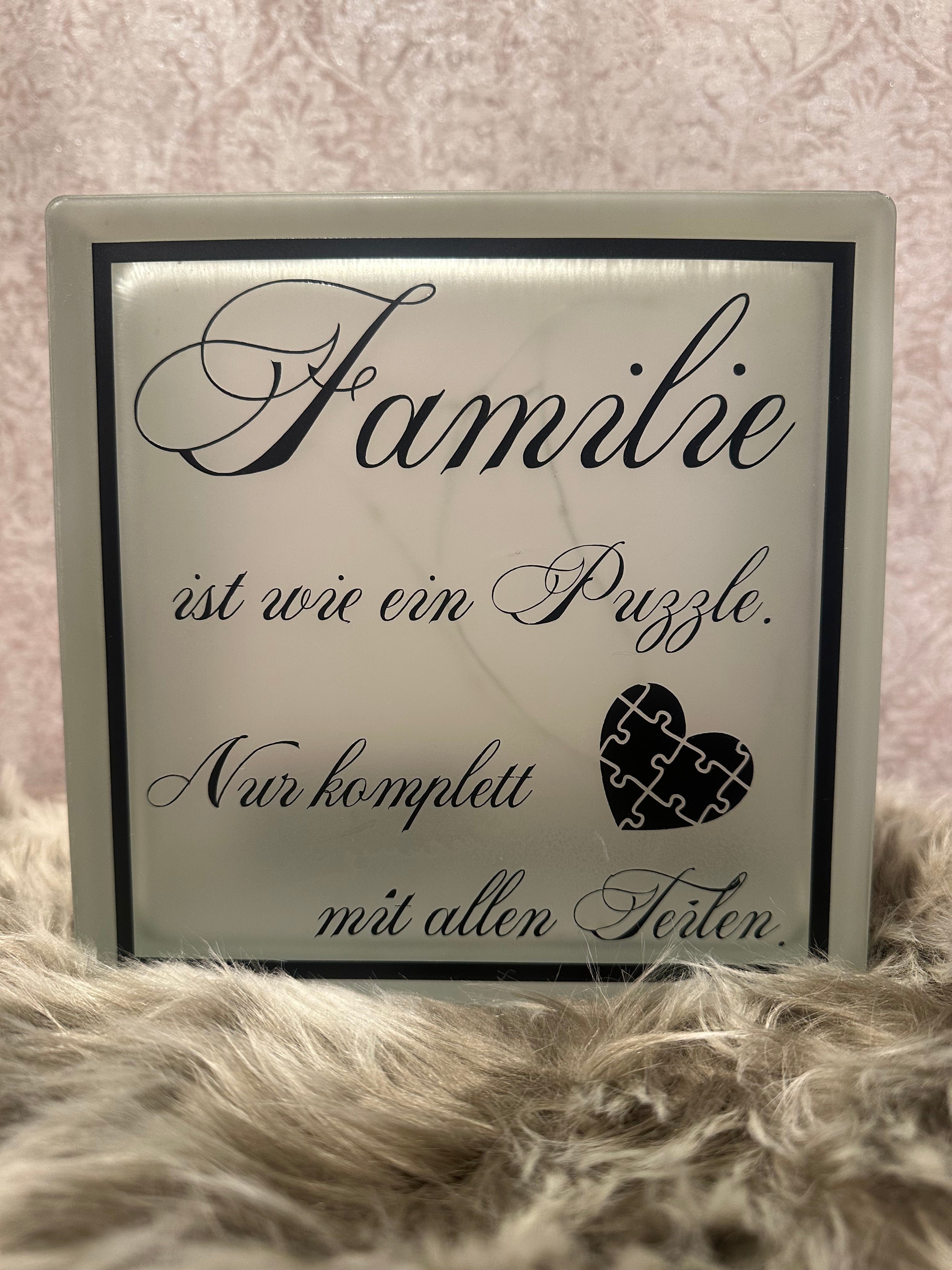 Glasbaustein "Familie ist wie ein Puzzle"